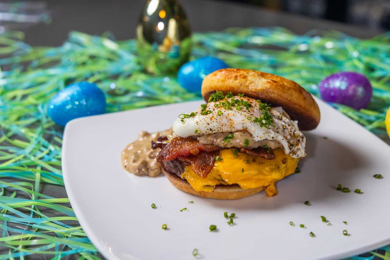 Wake N' Bacon Burger